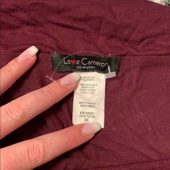 Light stretch shoulder shirt( off shoulder) - Picture 2 of 2